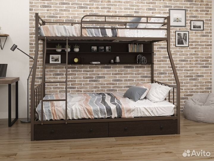 Двухъярусная кровать металлическая