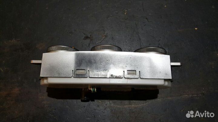 Блок управления климат-контролем Subaru Impreza