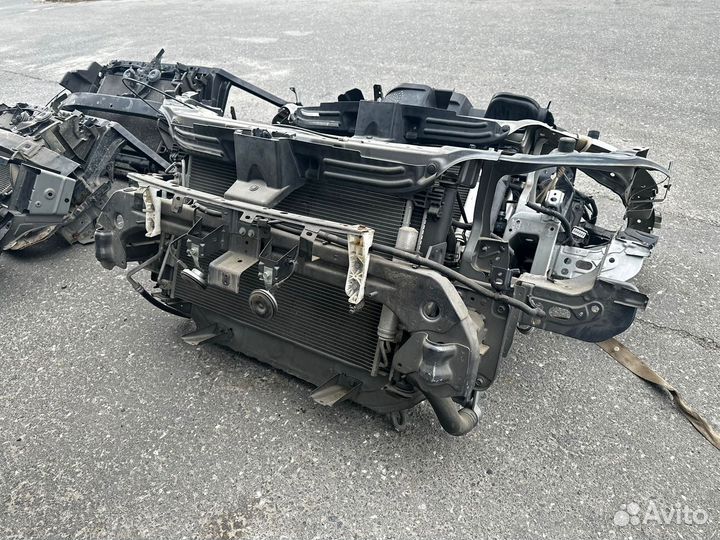 Панель радиаторов Mitsubishi Outlander XL