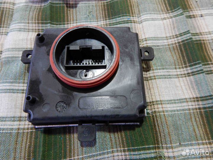 Блок розжига LED Volkswagen Amarok 1 поколение рес