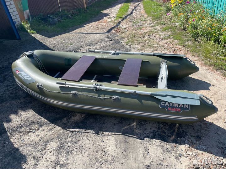 Caiman 285 мотор Tohatsu 5 лс