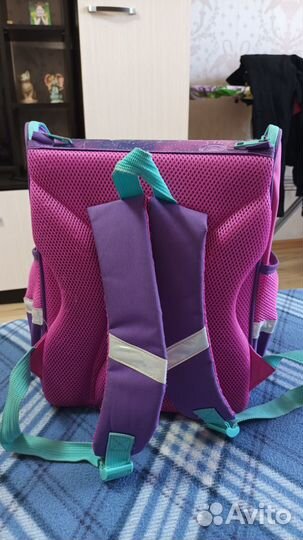 Портфель школьный для девочки