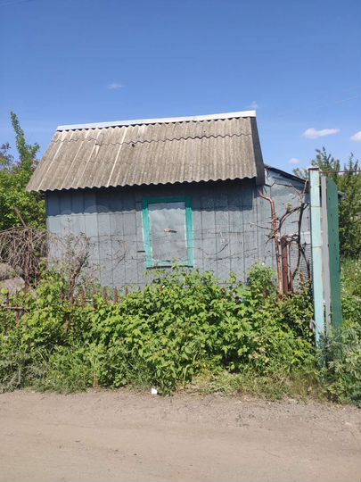 Дом 10 м² на участке 4,5 сот.
