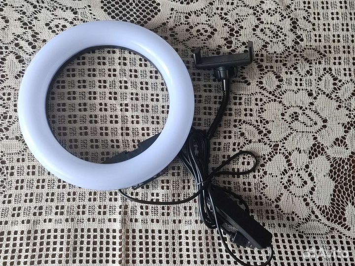 Кольцевая лампа