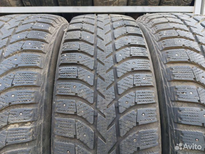 Bridgestone Ice Cruiser 5000 225/65 R17 102T