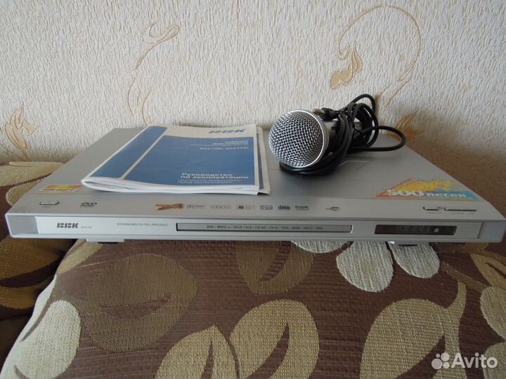 Плеер DVD BBK DV414SI (с дисками кинофильмов)