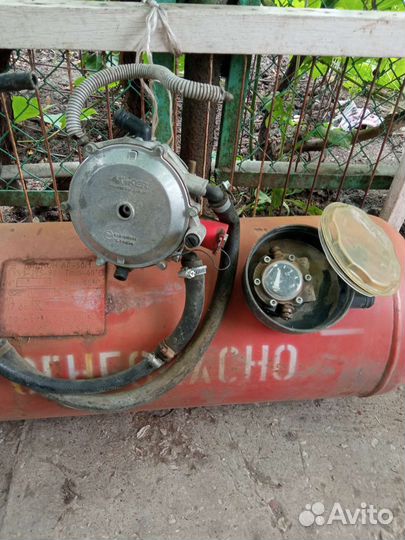 Газовый баллон для автомобиля