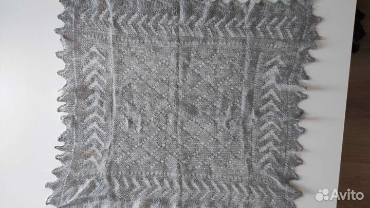 Пуховый платок