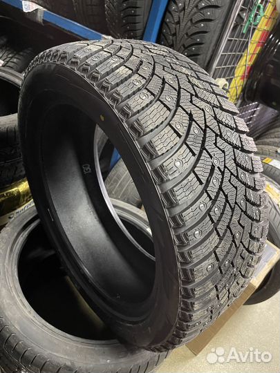 Pirelli Ice Zero 2 285/40 R20 113H