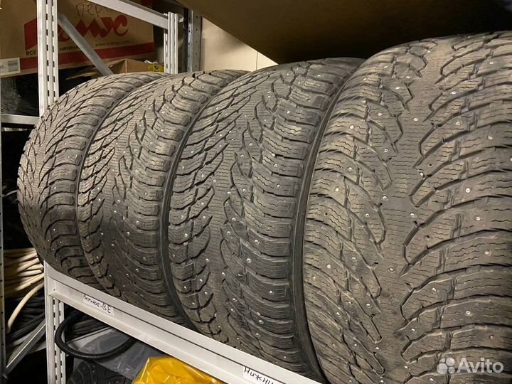 Nokian Tyres Hakkapeliitta 9 SUV 295/40 R21 96