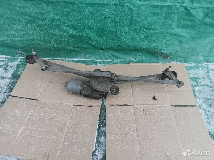 Трапеция стеклоочистителей Mondeo III 2004 г