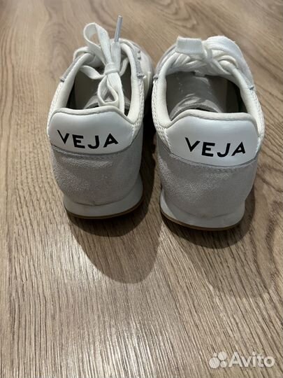 Кроссовки Veja