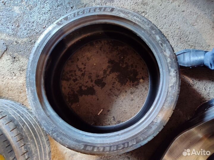 Michelin Pilot Sport 4 S 255/35 R19