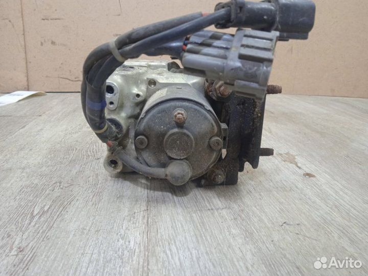 Блок ABS (насос) Nissan Primera P11 2000