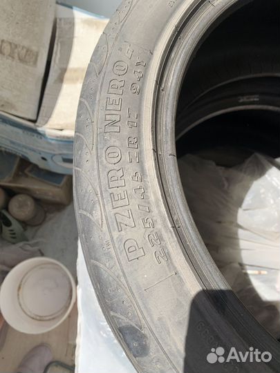 Pirelli P Zero Nero GT 225/45 R17