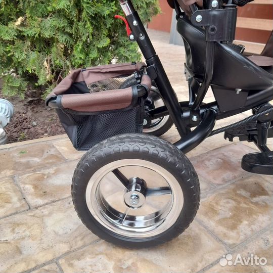 Трехколесный велосипед с ручкой цвет коричневый