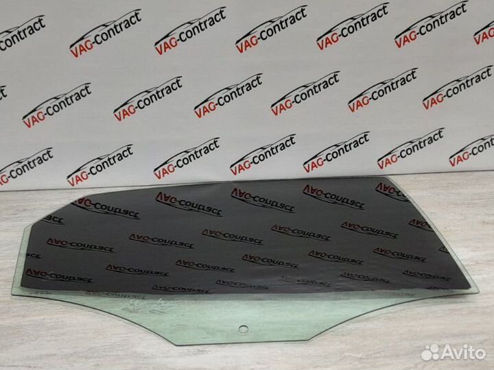 Стекло двери заднее правое Volkswagen Polo 1.6