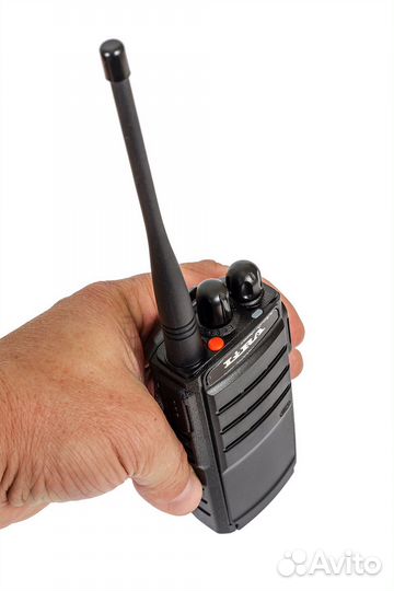 Радиостанция Lira DP-100 DMR