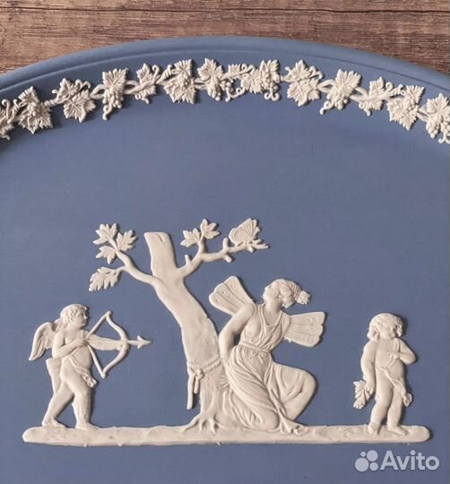 Винтаж Wedgwood jasper: панно и тарелки