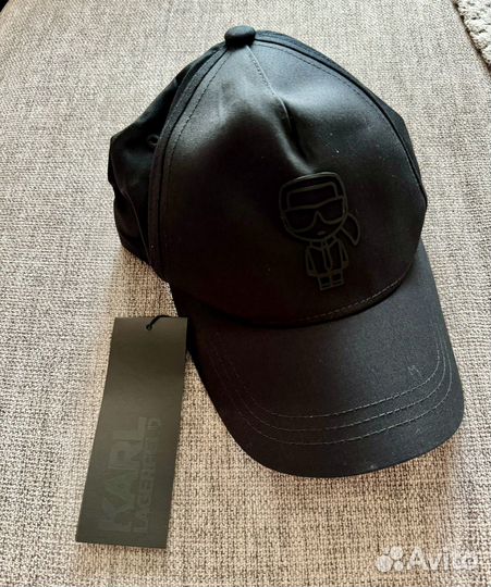 Karl lagerfeld кепка