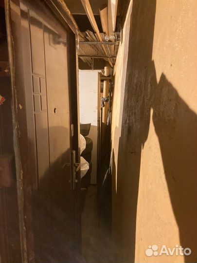 Входная, подьездная дверь