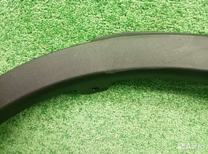 Накладка заднего крыла правого Toyota RAV 4 (CA40)