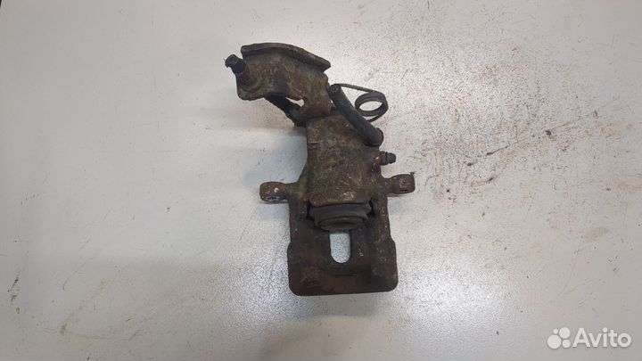 Суппорт левый задний Honda Accord 7