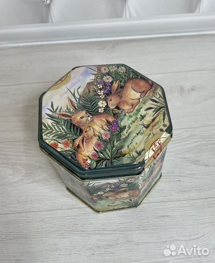 Банка жестяная из под чая винтаж 90х годов