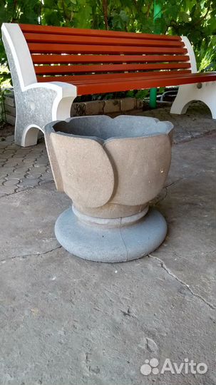 Цветочница, уличные вазоны бетонные
