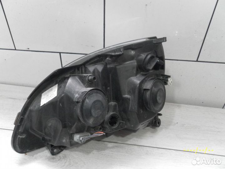 Фара правая галоген Renault Clio 2 Symbol