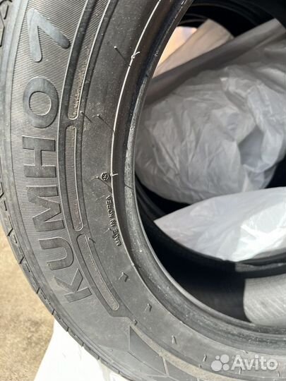 Kumho PorTran KC53 215/65 R17 104