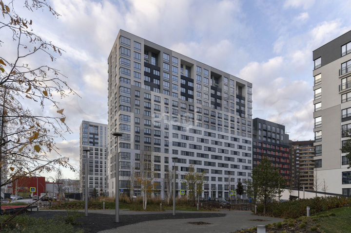 2-к. квартира, 58,1 м², 9/17 эт.