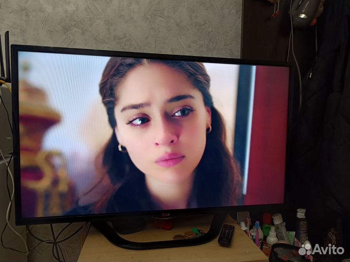 Телевизор Lg 42LN 570V