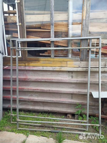 Ставни на окна (металл, дерево) и оконные рамы