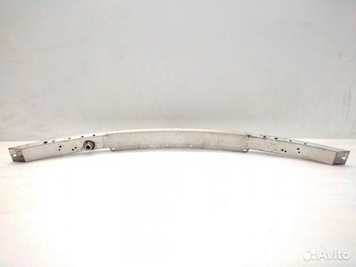 Усилитель бампера передний Mercedes-Benz C-Class