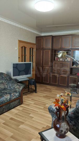 2-к. квартира, 58 м², 5/9 эт.