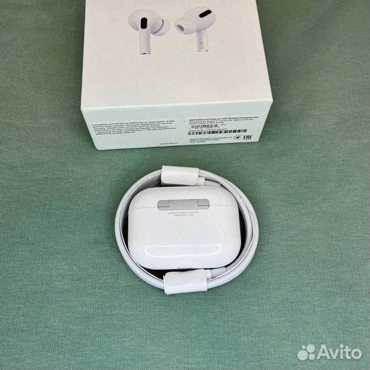 AirPods Pro 2: Музыка, которая движет