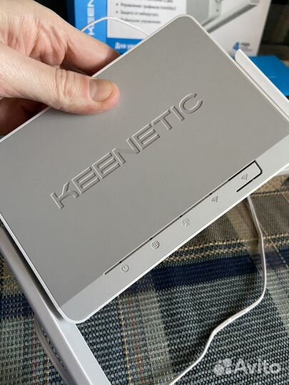 Роутер с модемом Keenetic Runner 4g