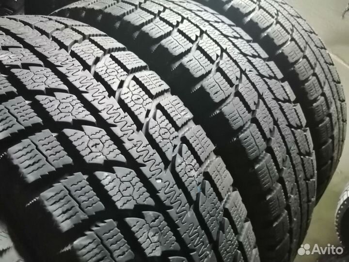 Toyo Observe GSi-5 225/60 R18