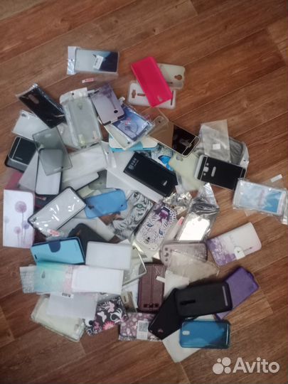 Защитные чехлы и плёнки на телефон