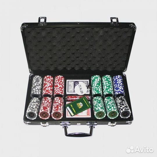 Набор для покера Ultimate на 300 фишек