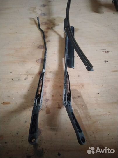 Мотор дворников передний Honda Accord Rover 600