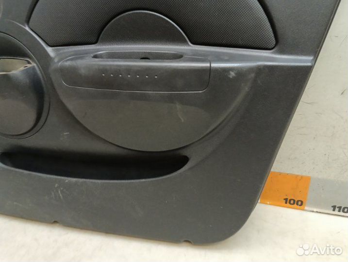 Обшивка двери передняя правая Chevrolet Aveo T200
