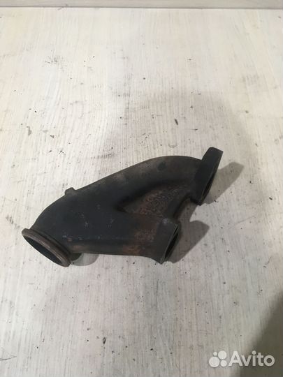 Коллектор выпускной Ауди 100 С4 054129591