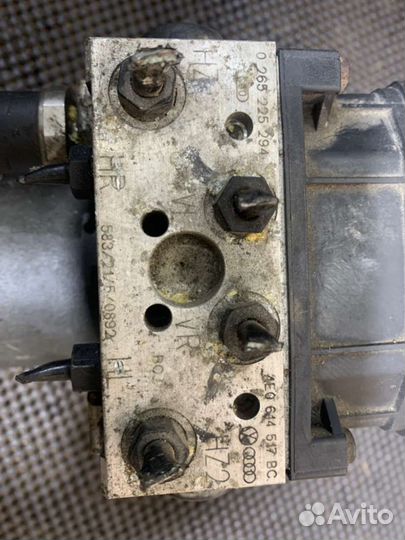 Блок абс (ABS) Audi A8 D3 (S8) 0265950135,4E061451