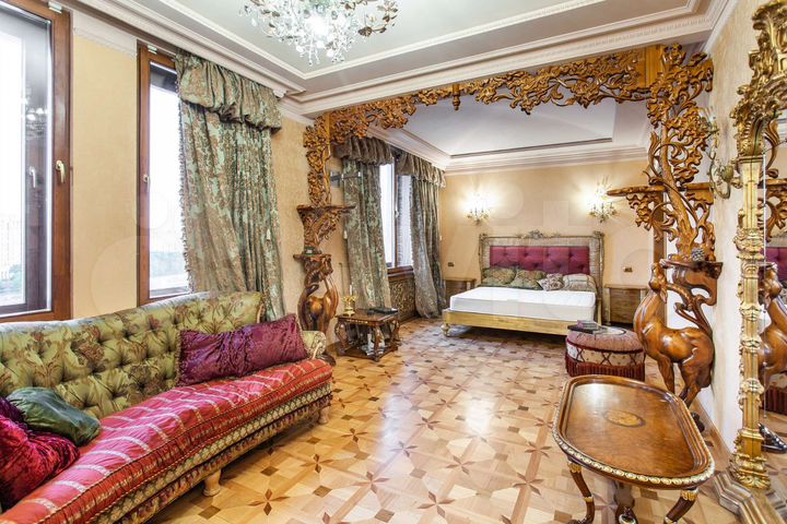 6-к. квартира, 260 м², 8/11 эт.