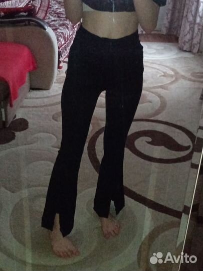 Джинсы клеш