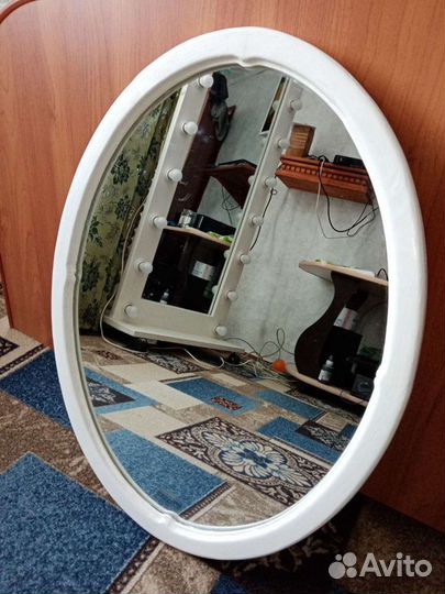 Зеркало овальное
