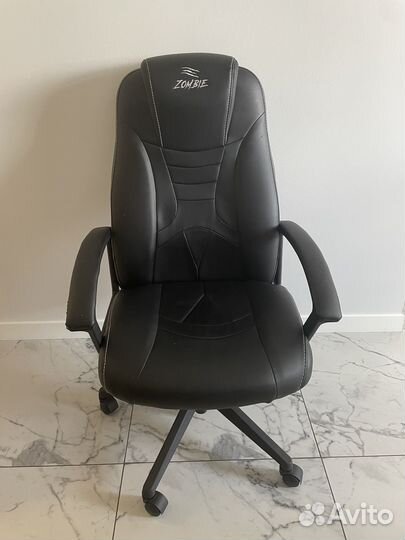 Компьютерное кресло