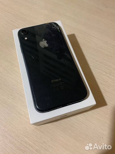 iPhone Xr, 64 ГБ